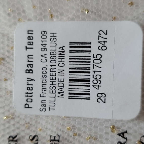 POTTERY BARN/TEEN SPARKLE TULLE SIZE 44×108 NEW NEVER USED - Picture 11 of 12